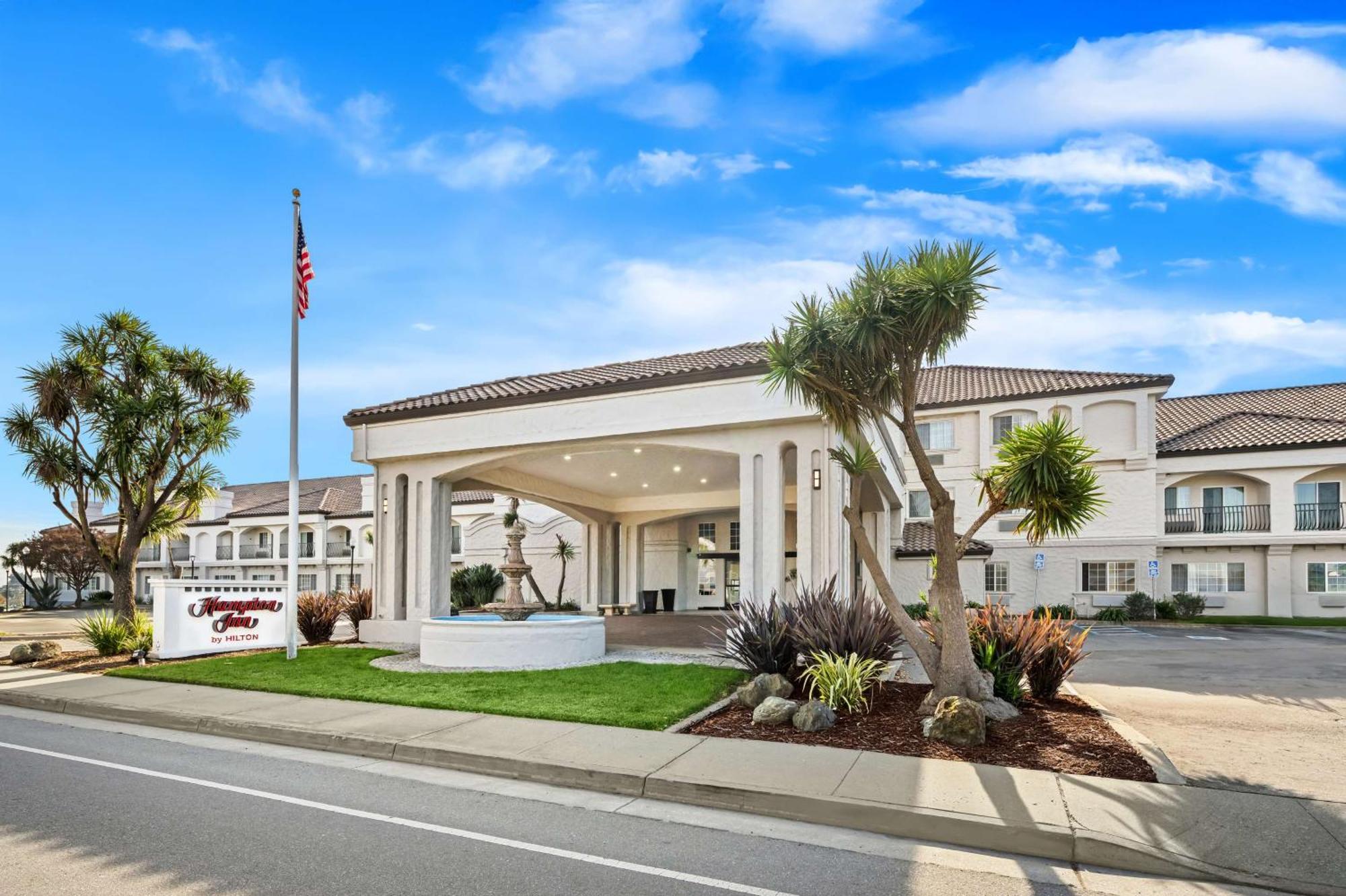 Hampton Inn Morgan Hill Exterior photo